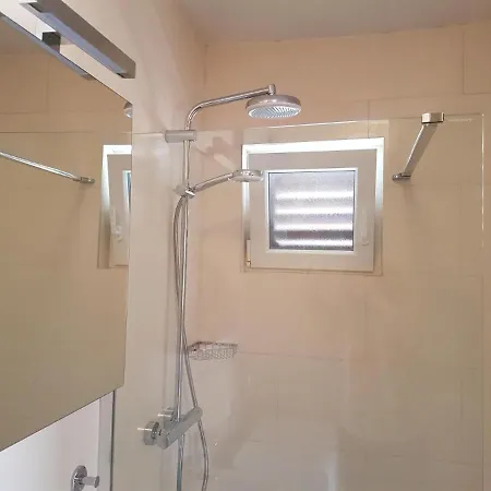 Holiday home In With Terrace, Air Conditioning, Wifi, Washing Machine 5123-1 *